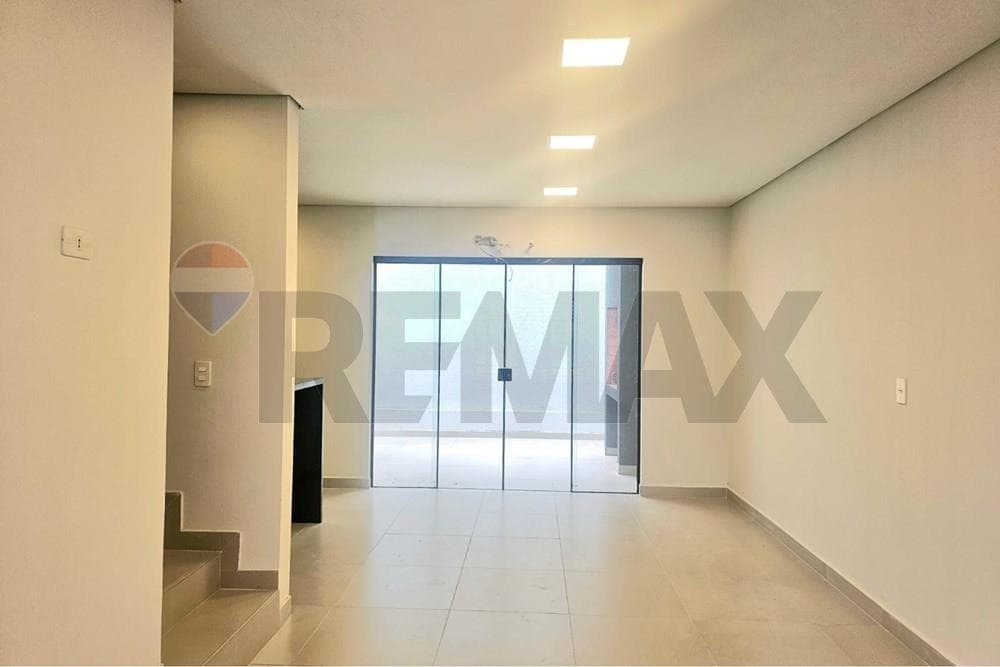 En Venta Duplex Luque — foto 5