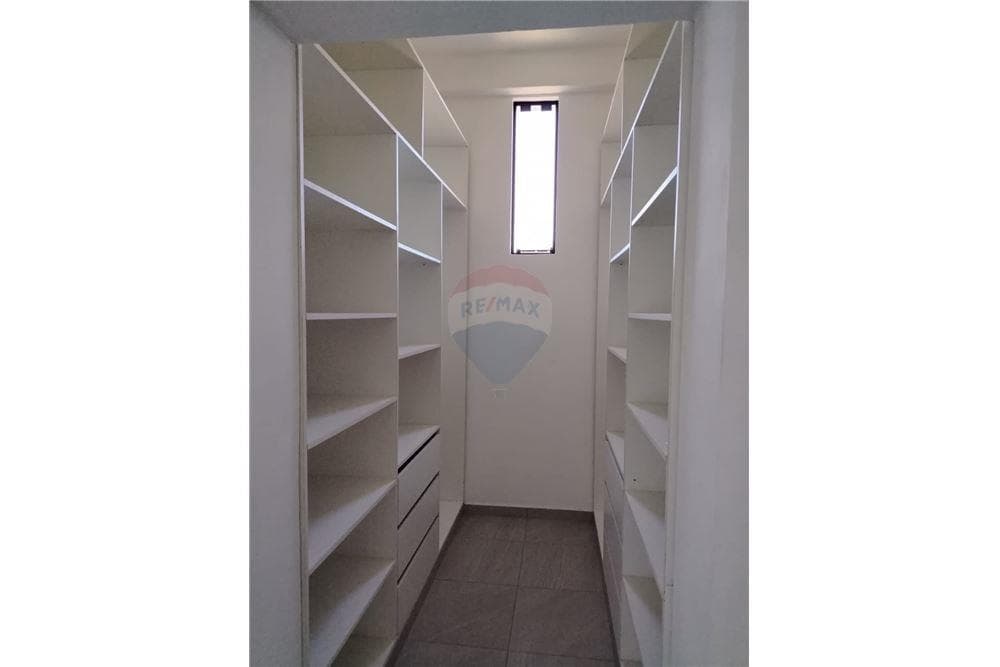 Duplex de 4 dormitorios en Villa Elisa, foto 5