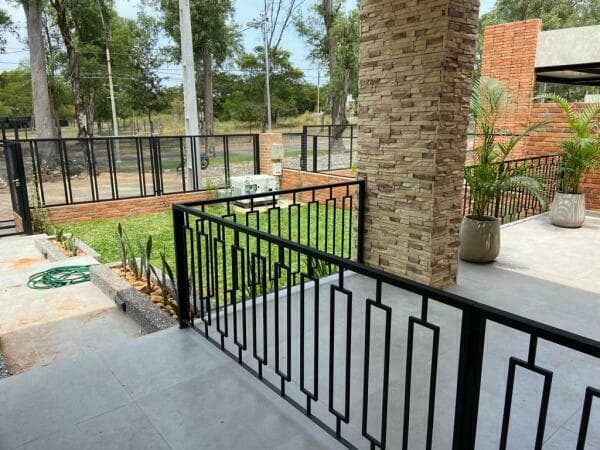 Casa en venta y alquiler surubi, foto 2