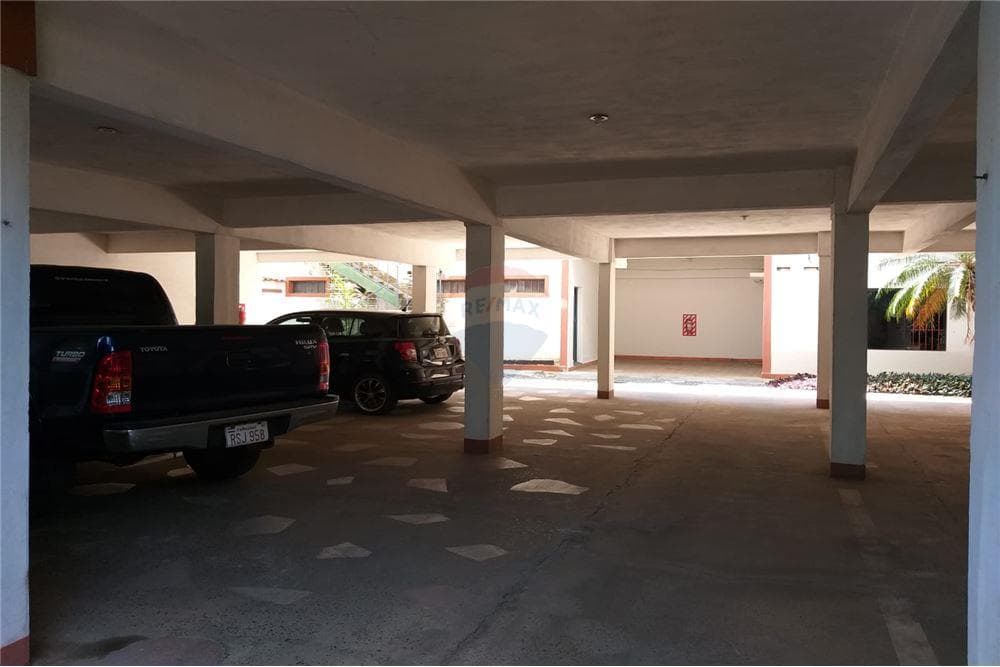 En venta hermoso y amplio edificio - loma pyta, foto 4