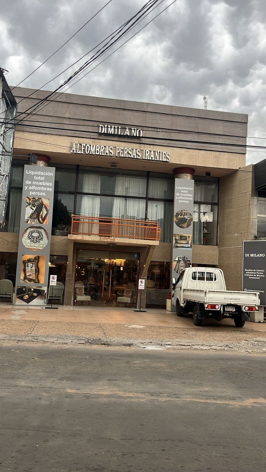 Super buena ubicacion!! Alquilo local comercial en paseo Carmelitas - 20.000 usd (y también vendo), foto 1