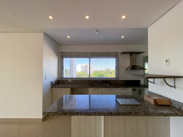 Departamento amplio de 2 dormitorios – Villa Morra, foto 2