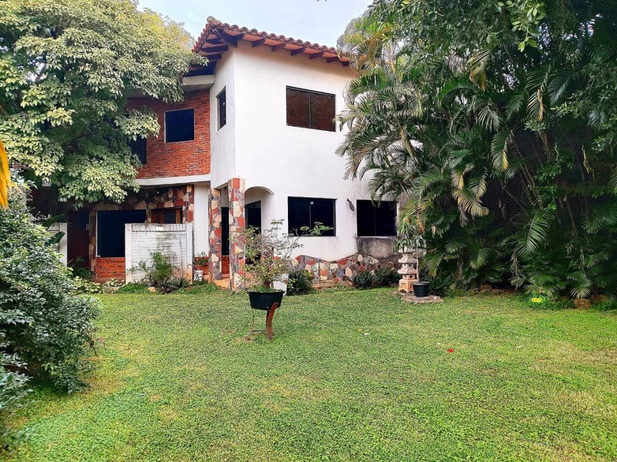 Tres casas en barrio Jara Asunción, foto 4