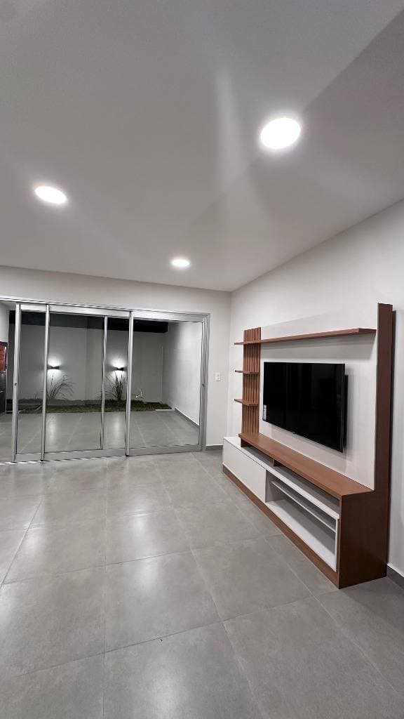 Dúplex A Estrenar En Fernando de la Mora – Zona Norte, foto 2
