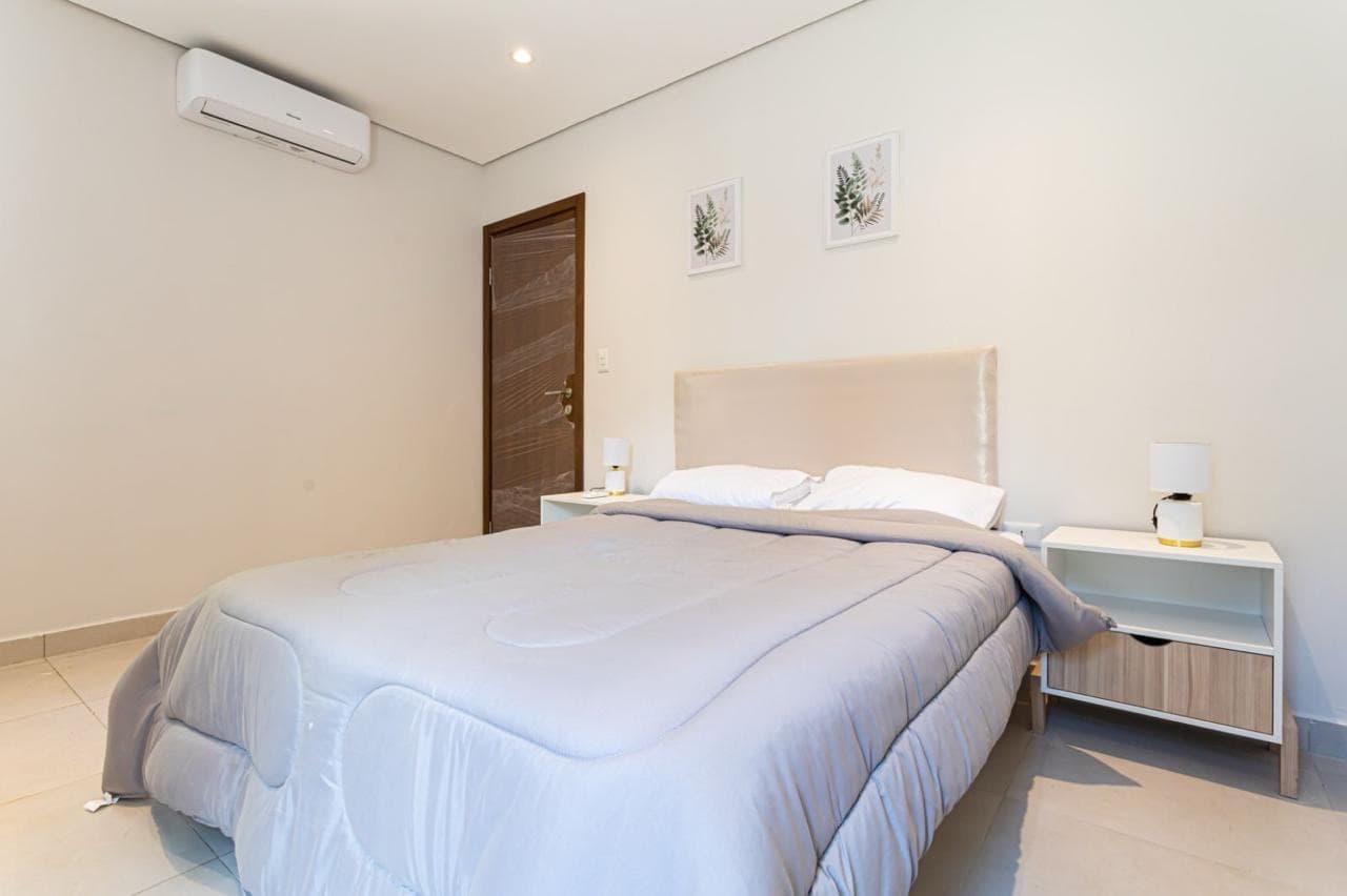 casas a estrenar en Luque, foto 4