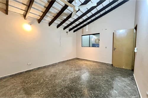 Casa en lambare sobre augusto roa bastos, foto 3
