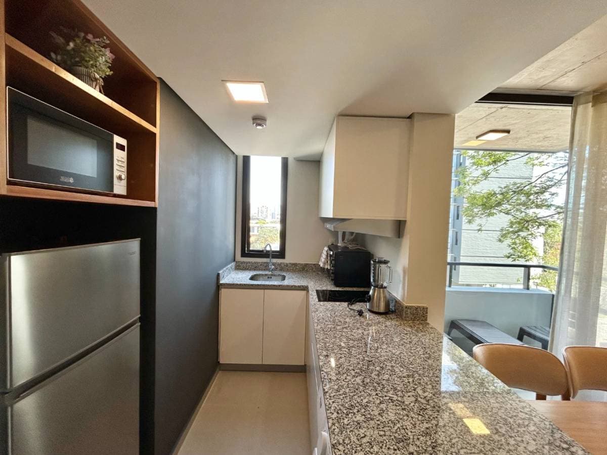 Departamento amoblado 2 dormitorios en alquiler - Luque, Insignia 6, foto 3