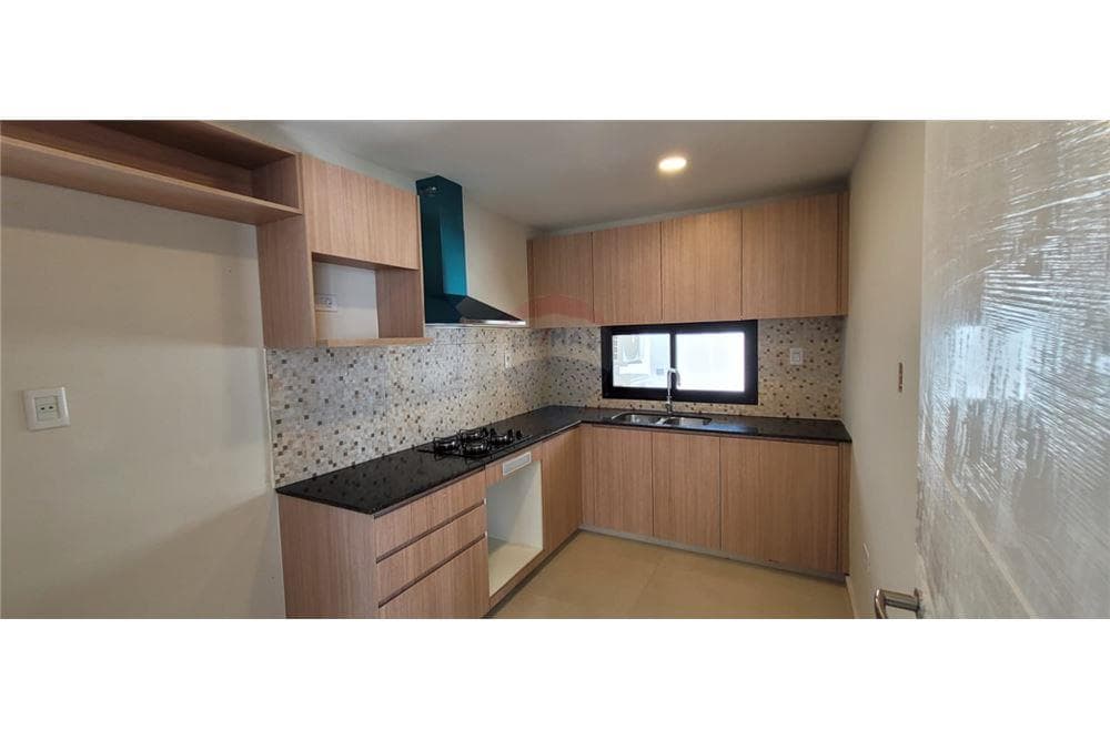hermoso dúplex en Luque — foto 4