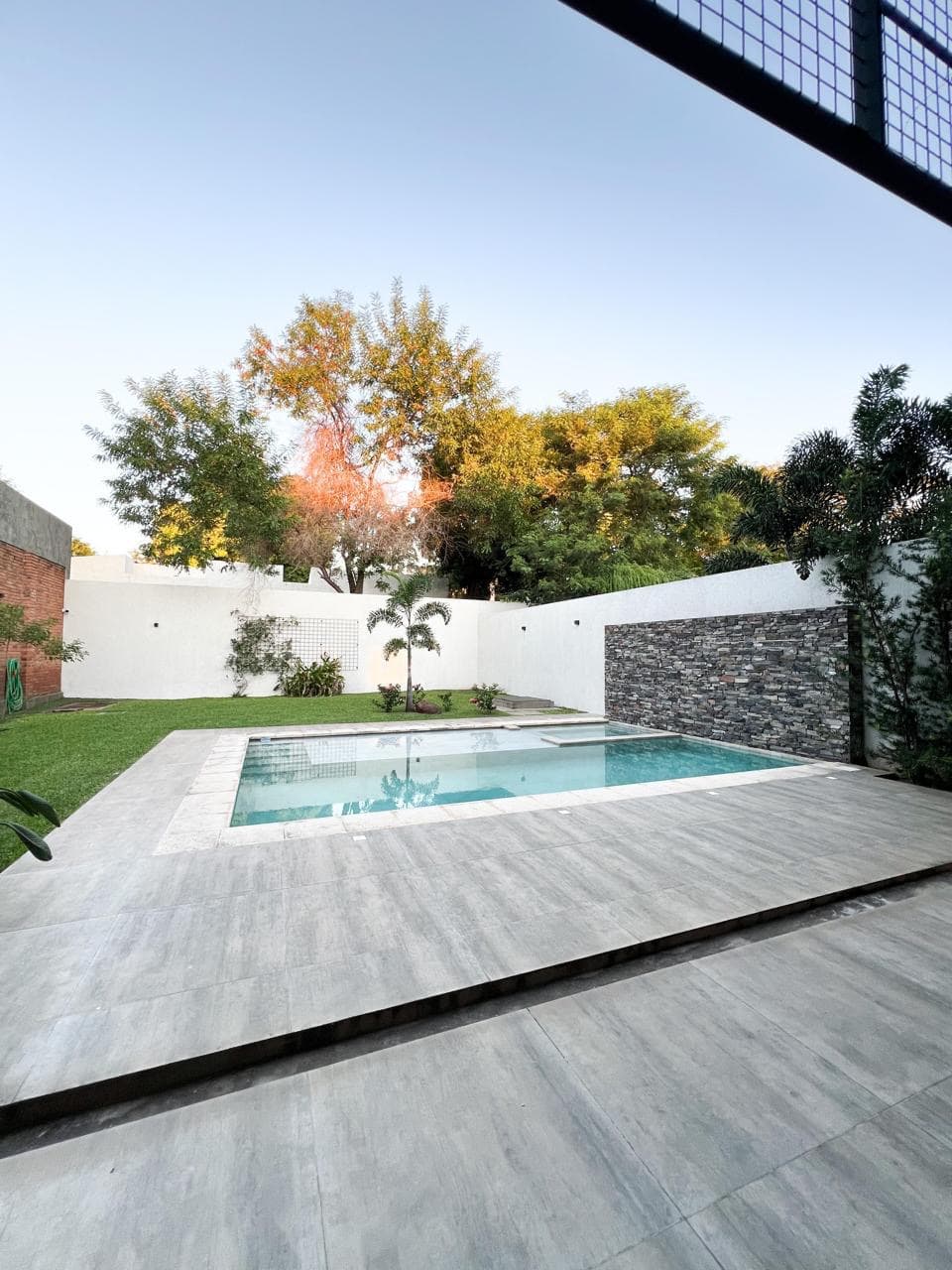 BELLA Residencia Minimalista Full Amoblada C/ 3 Suites + Escritorio, foto 3