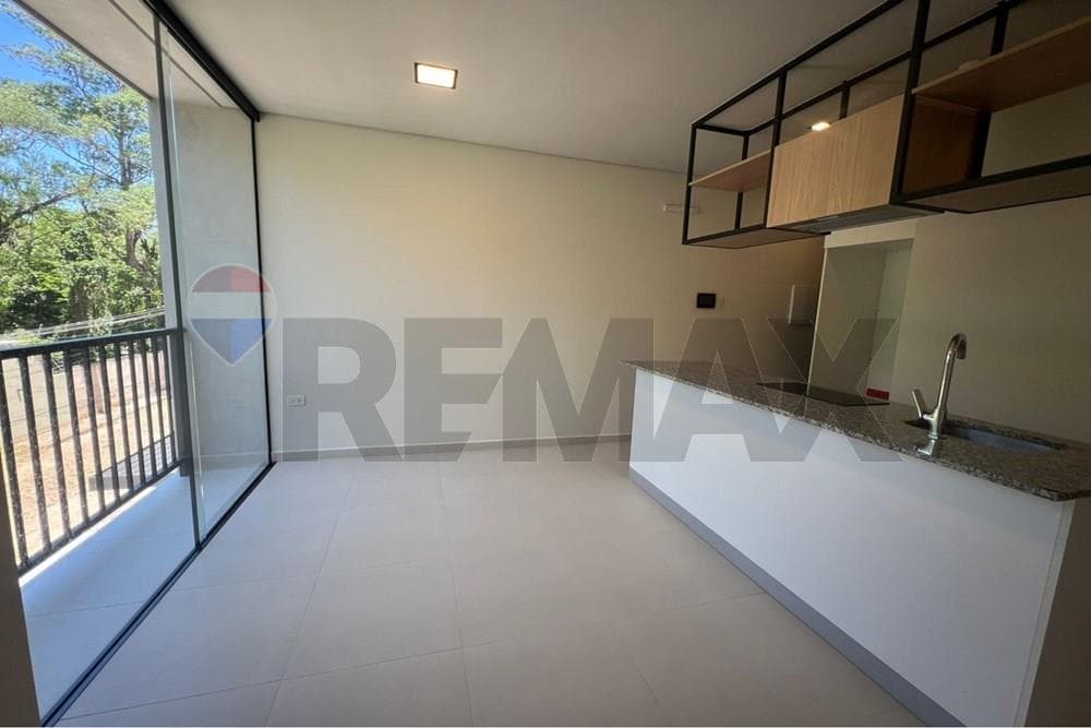 Departamento - Alquiler - Luque, Paraguay