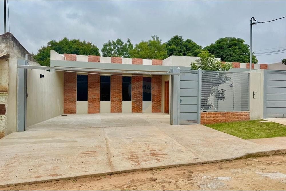 Vendo chalet en laurelty Luque