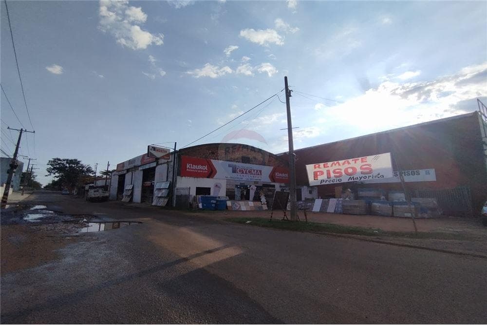 Tinglado En Esquina - Capiata, foto 3