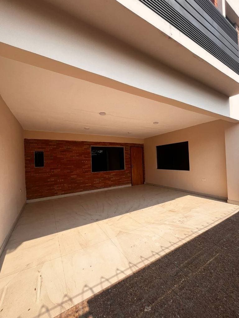 En alquiler duplex en asuncion zona loma pyta, foto 3