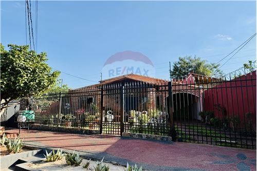 Casa en Villa Elisa