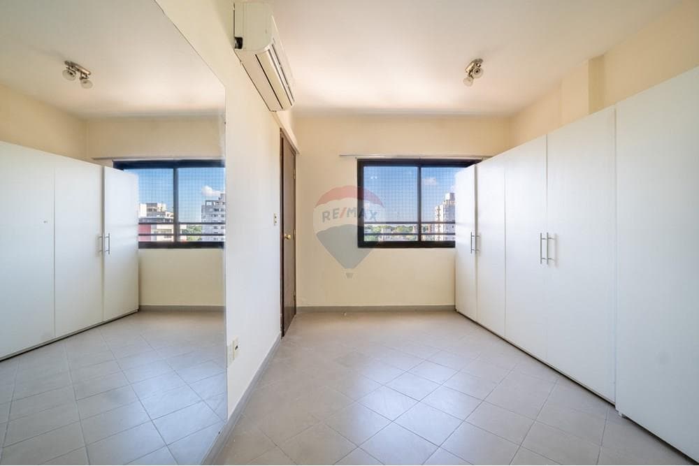 Penthouse en el Edificio Mariscal zona INTER