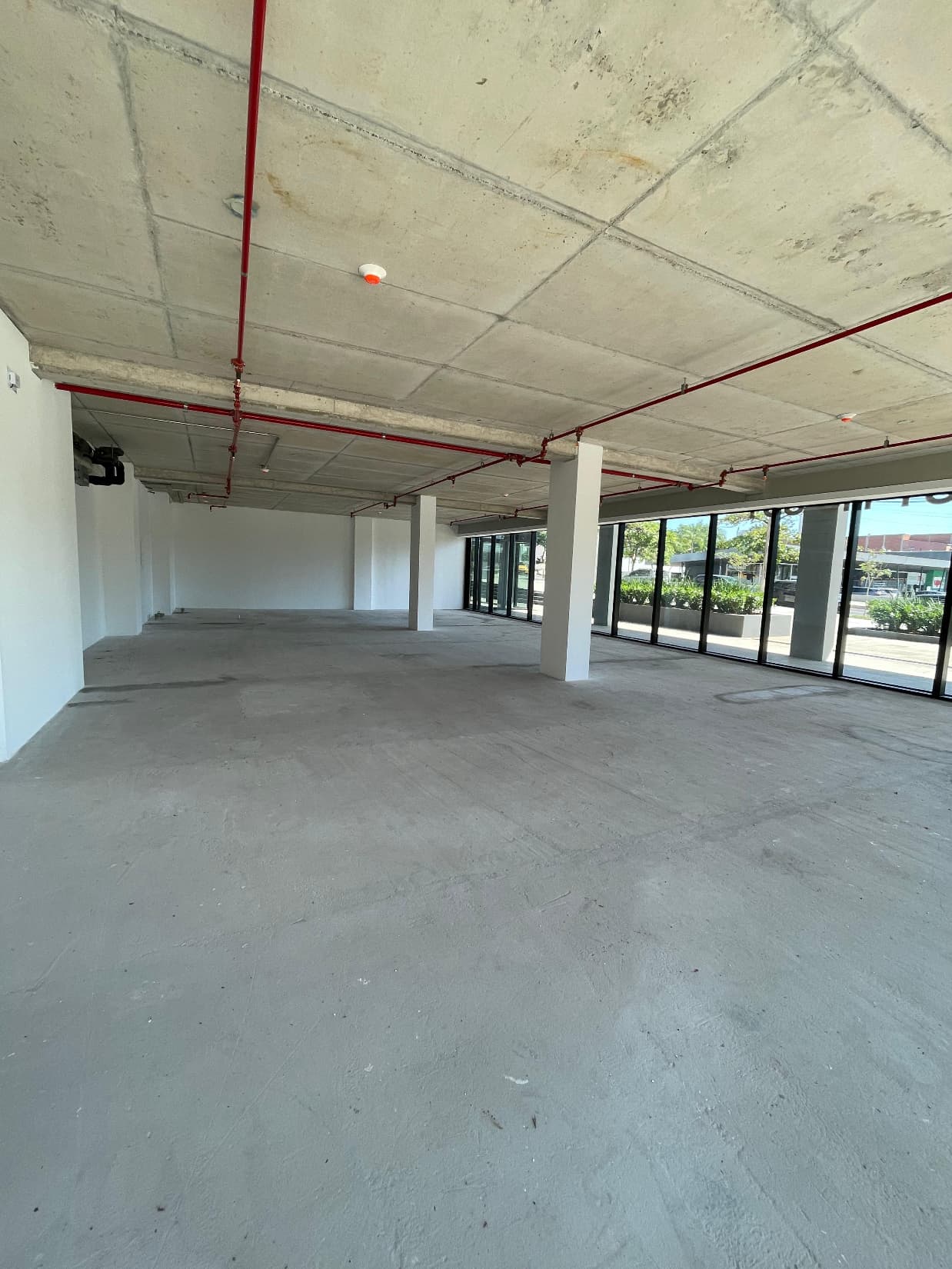 Avda. Artigas, en alquiler salón comercial en planta, foto 3
