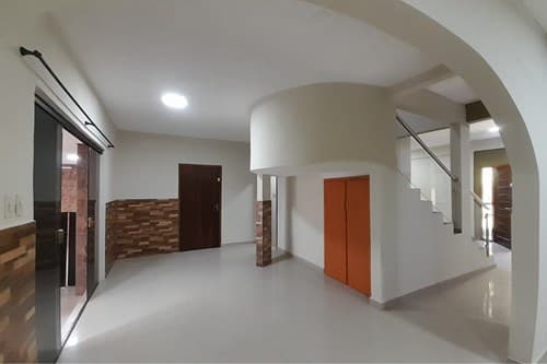Casa en Lambaré z/ supermercado el pueblo — foto 3