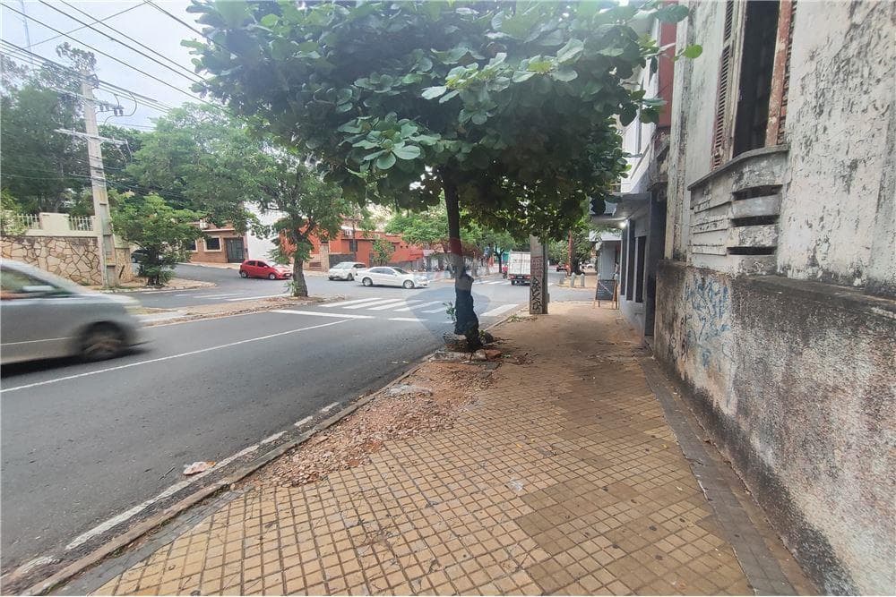 Terreno Premium en Esquina: Av. Rodríguez de Francia e Independencia Nacional, foto 5