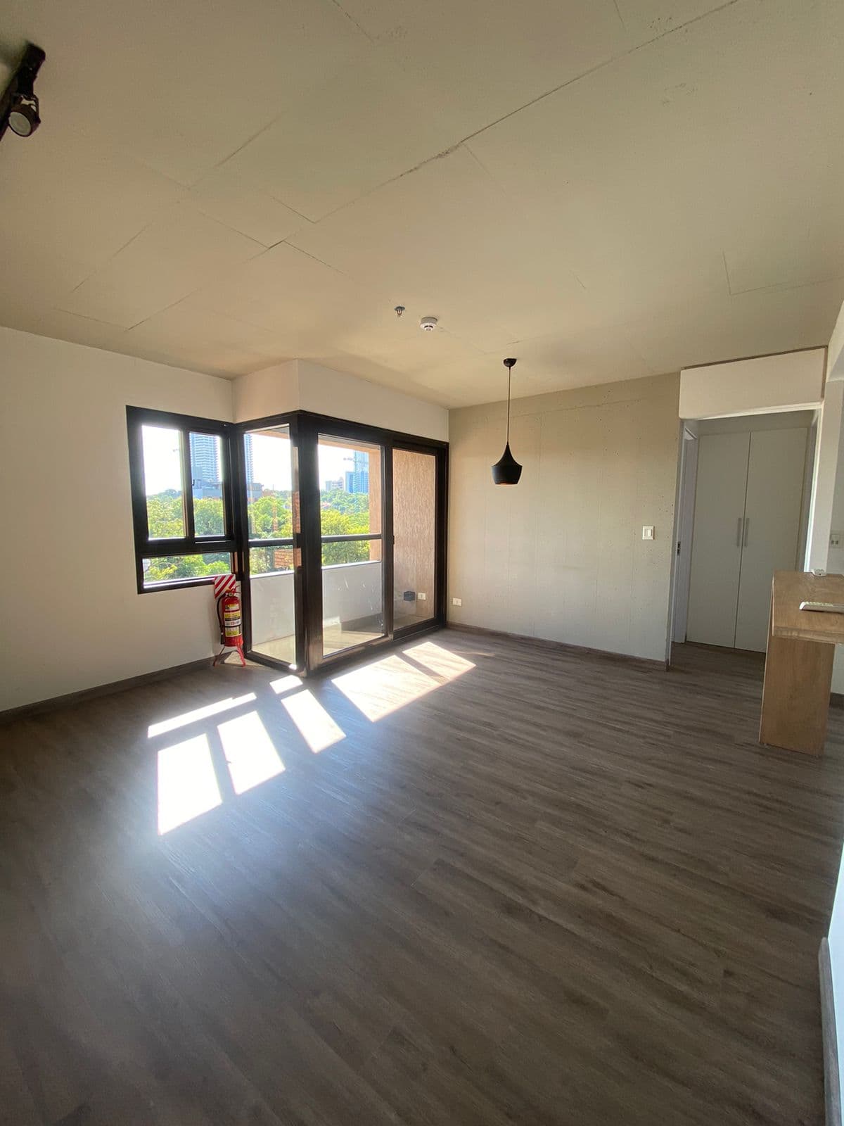 En Alquiler- Departamento De 1 Dormitorio, Edificio Muhrada, foto 3