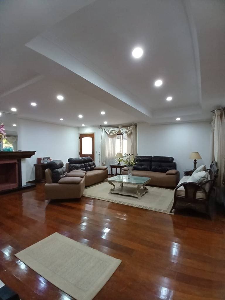 En alquiler hermosa casa amoblada de tres dormitorios, en condominio — foto 5