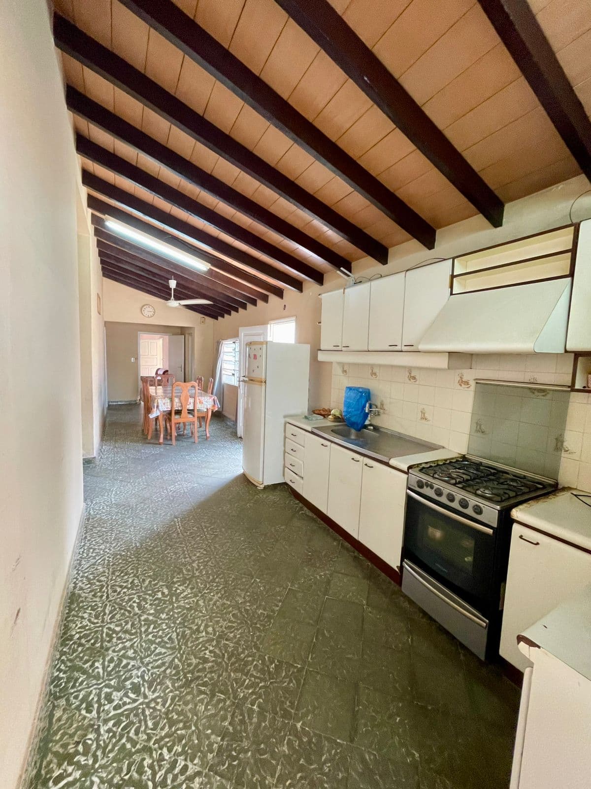 En venta casa en Luque - Cuarto Barrio, foto 2