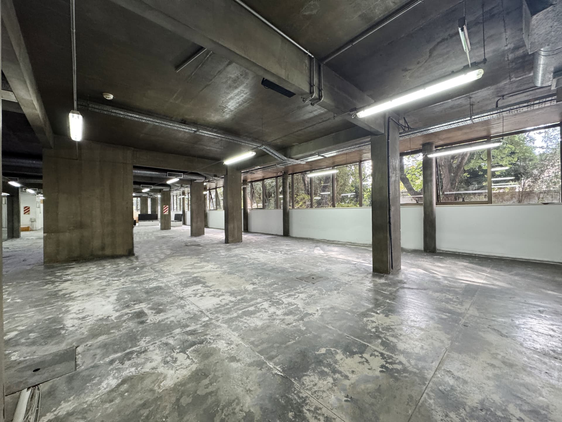 Propiedad Con Oficinas Y Depósito Sobre Avda. España, foto 3