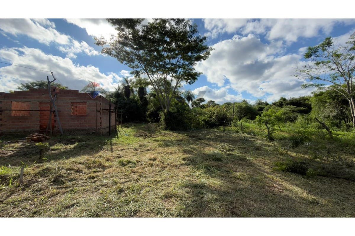 Invierte en Tu Futuro Hogar: Terreno en Capiatá, foto 5