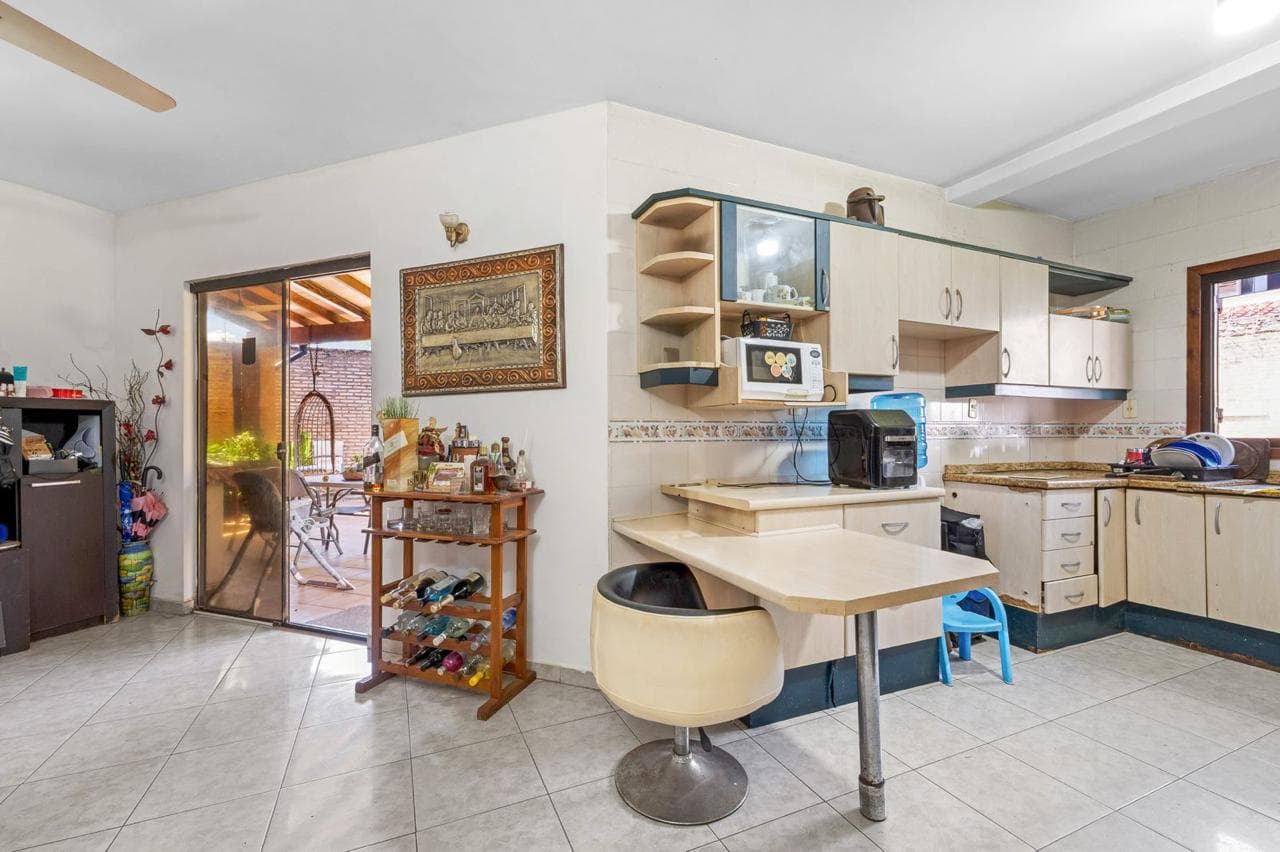 Gran Residencia a la Venta - Zona Laguna Grande, foto 4