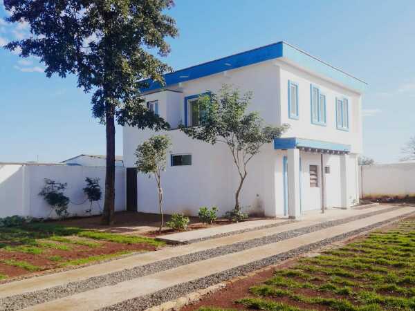 En venta por viaje, esta magnífica propiedad ubicada en Ciudad del Este!!, foto 2
