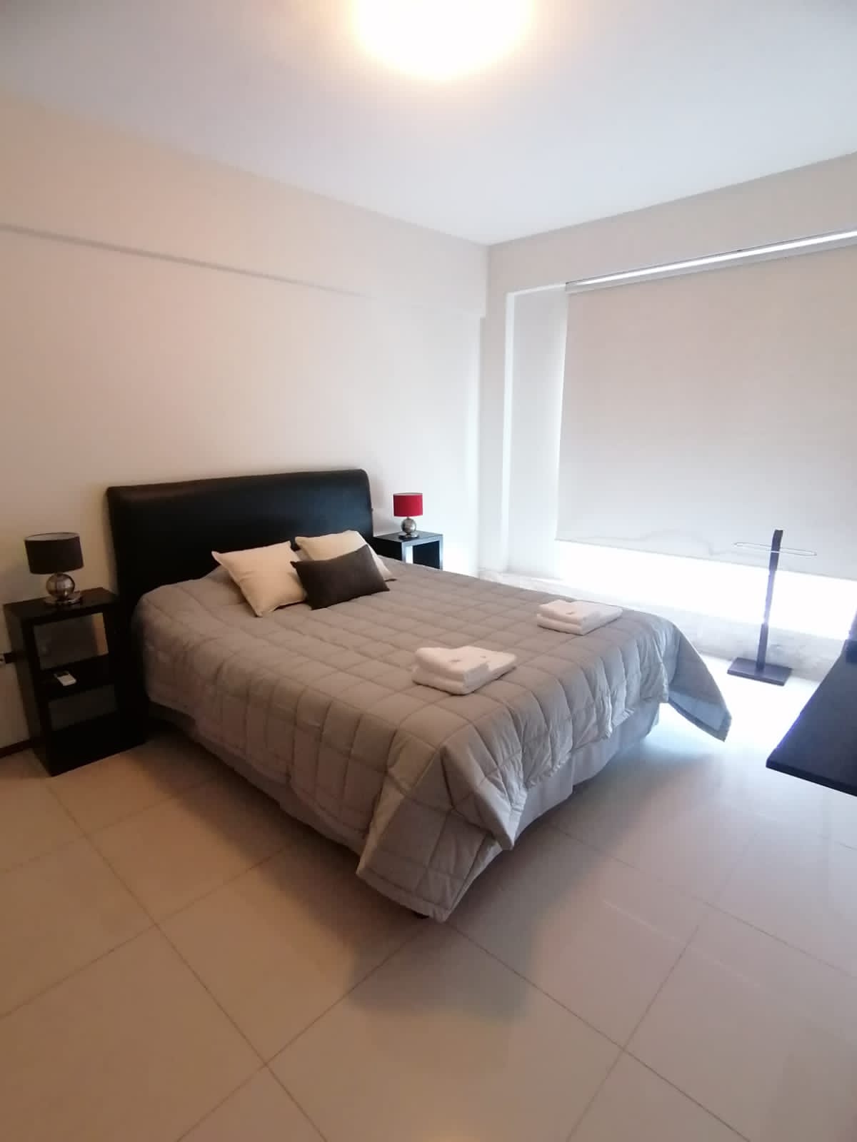 Departamento Amoblado De 2 Dormitorios Sobre Santa Teresa, foto 5