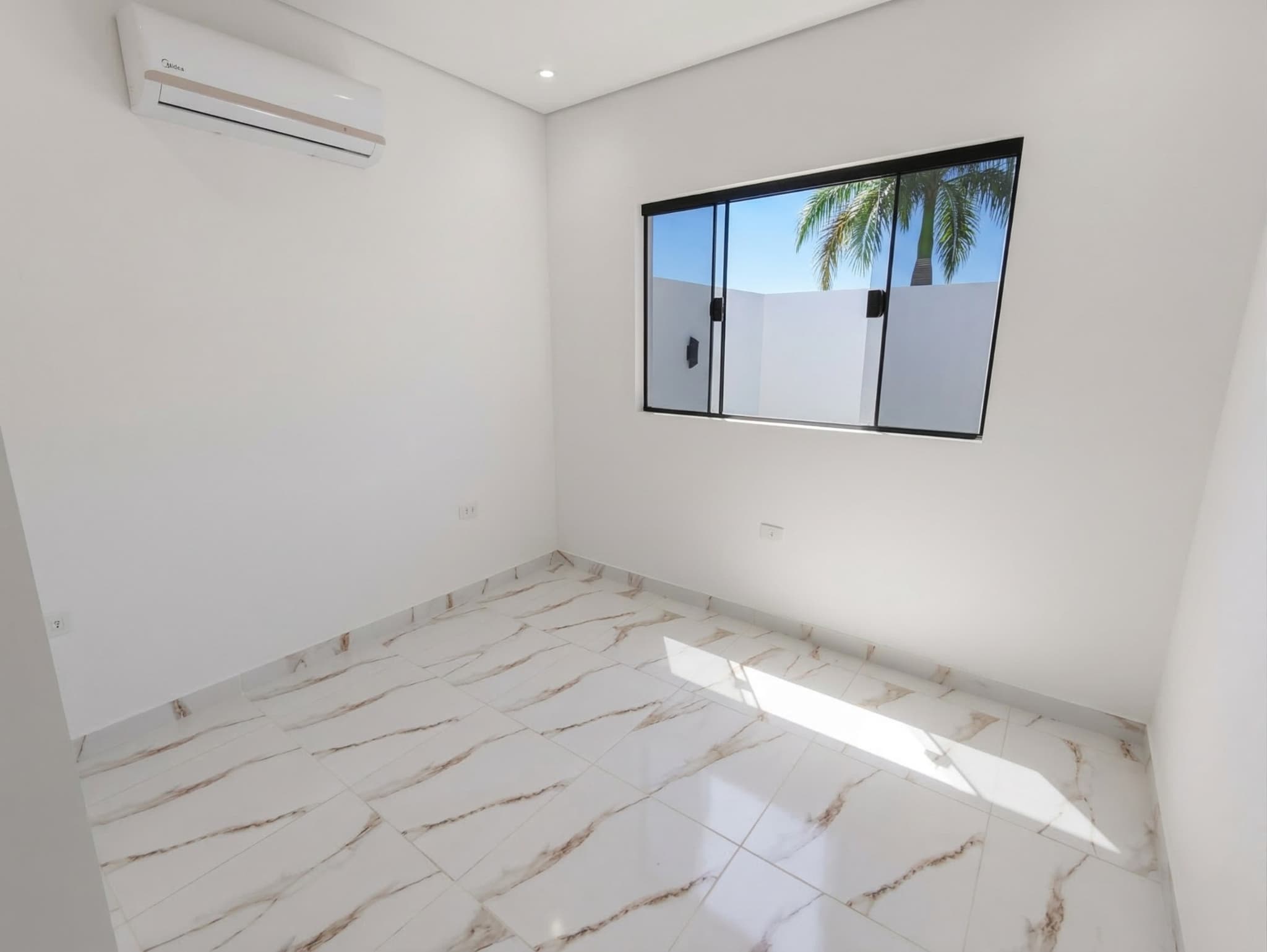 Departamento de tres habitaciones en Luque, foto 4