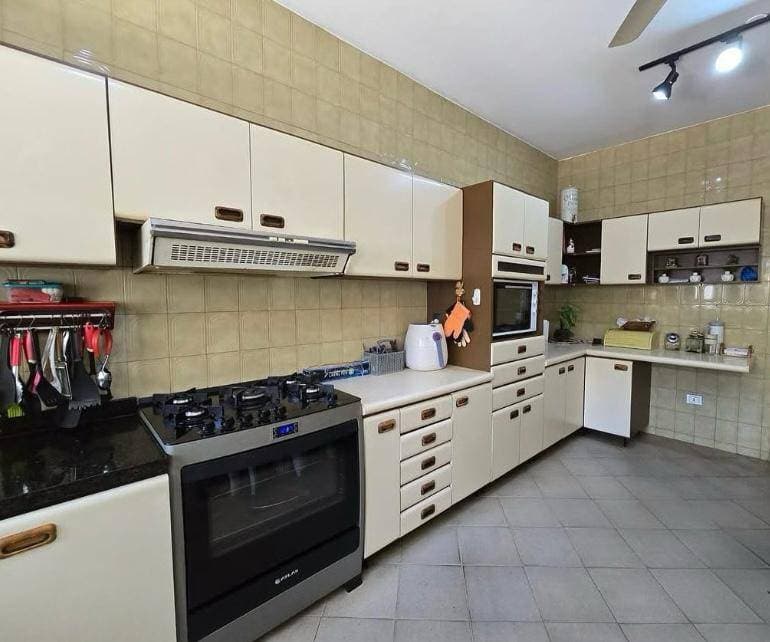 En venta residencia en el barrio Mcal López — foto 3