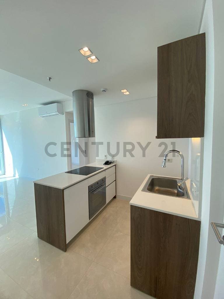En alquiler lujoso departamento en la torre eminent — foto 4