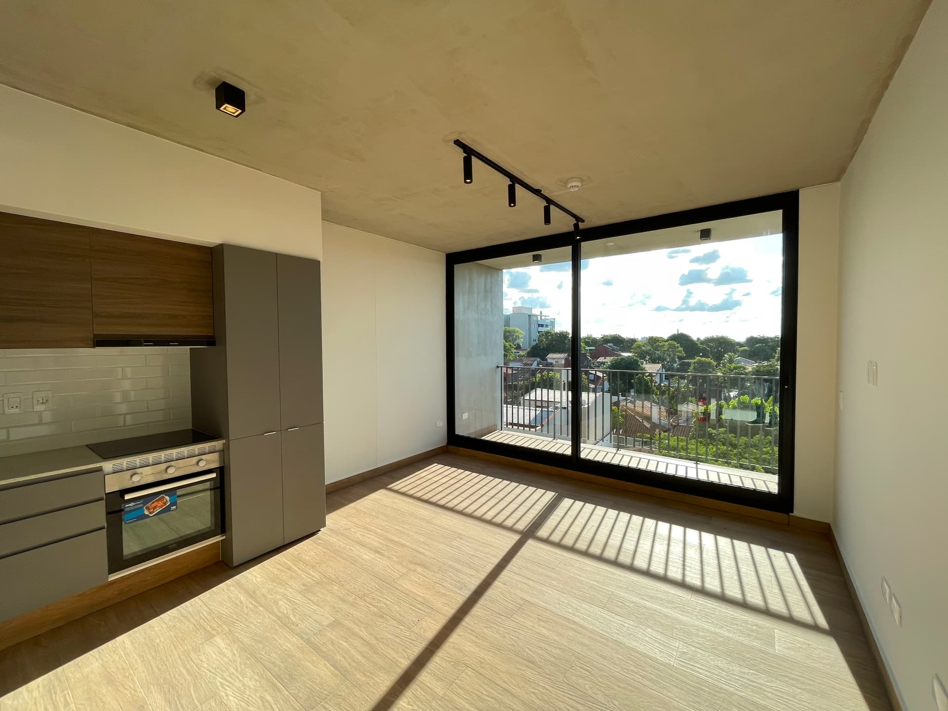 En venta departamento en Urban Hassler, foto 2