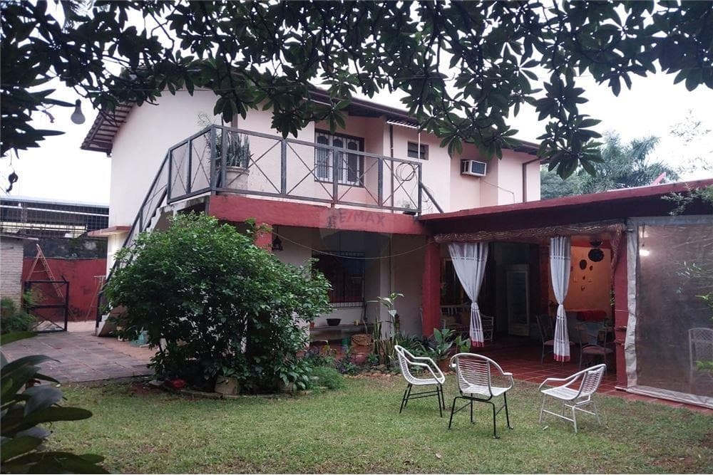 Casa con salon comercial en San Lorenzo barcequillo, foto 2