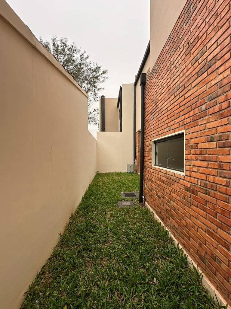 Duplex en Luque zona merlo — foto 3