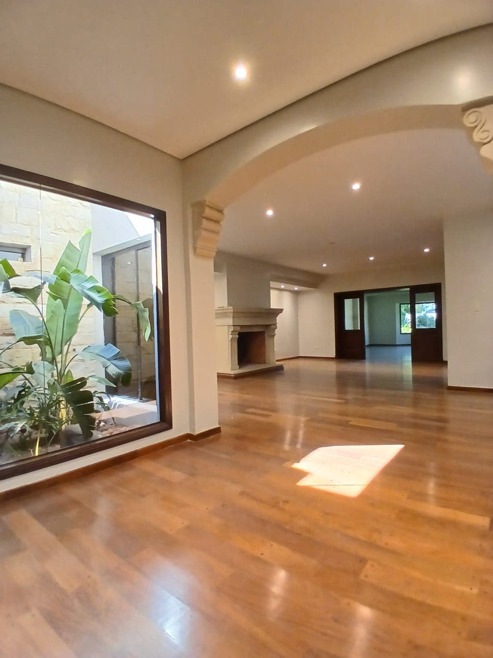 Amplia Residencia En Villa Morra!!, foto 2