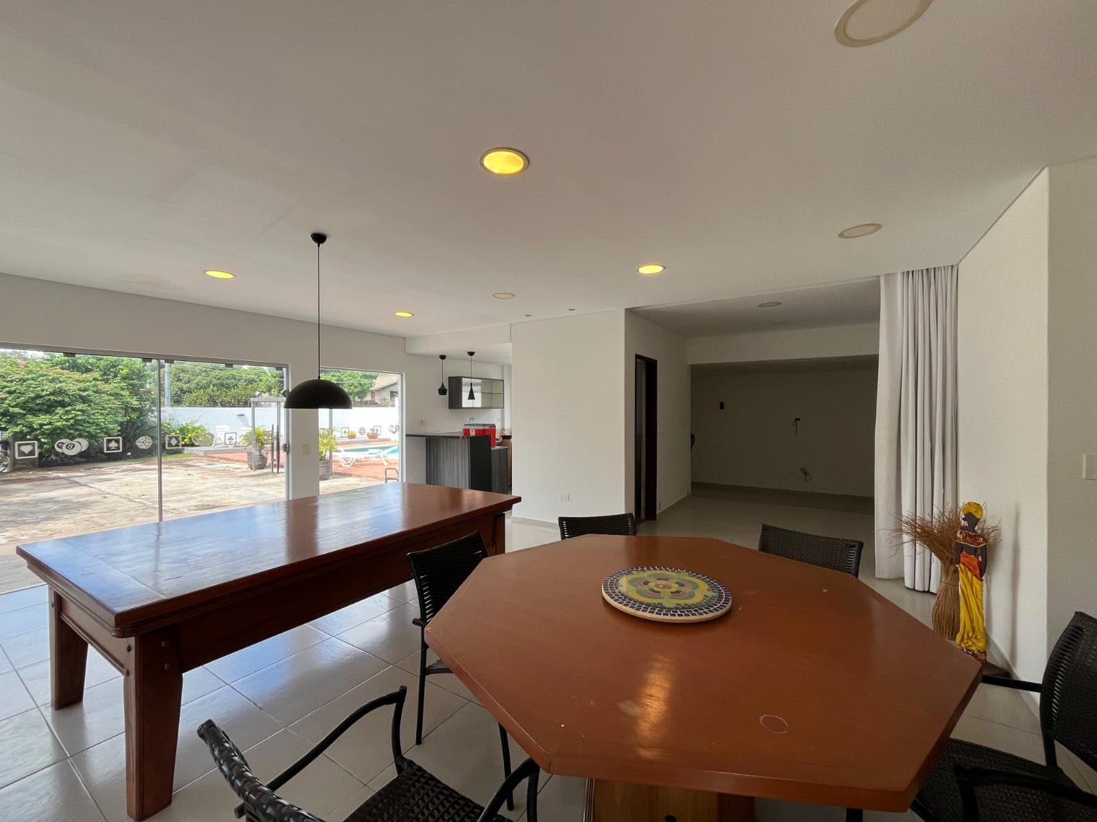 **exclusiva residencia c quincho y piscina en vta o alquiler – vista alegre**, foto 5
