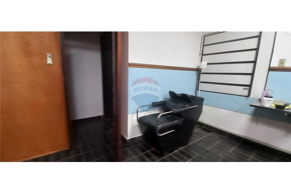 Local Comercial - Alquiler - Encarnación, Paraguay — foto 4