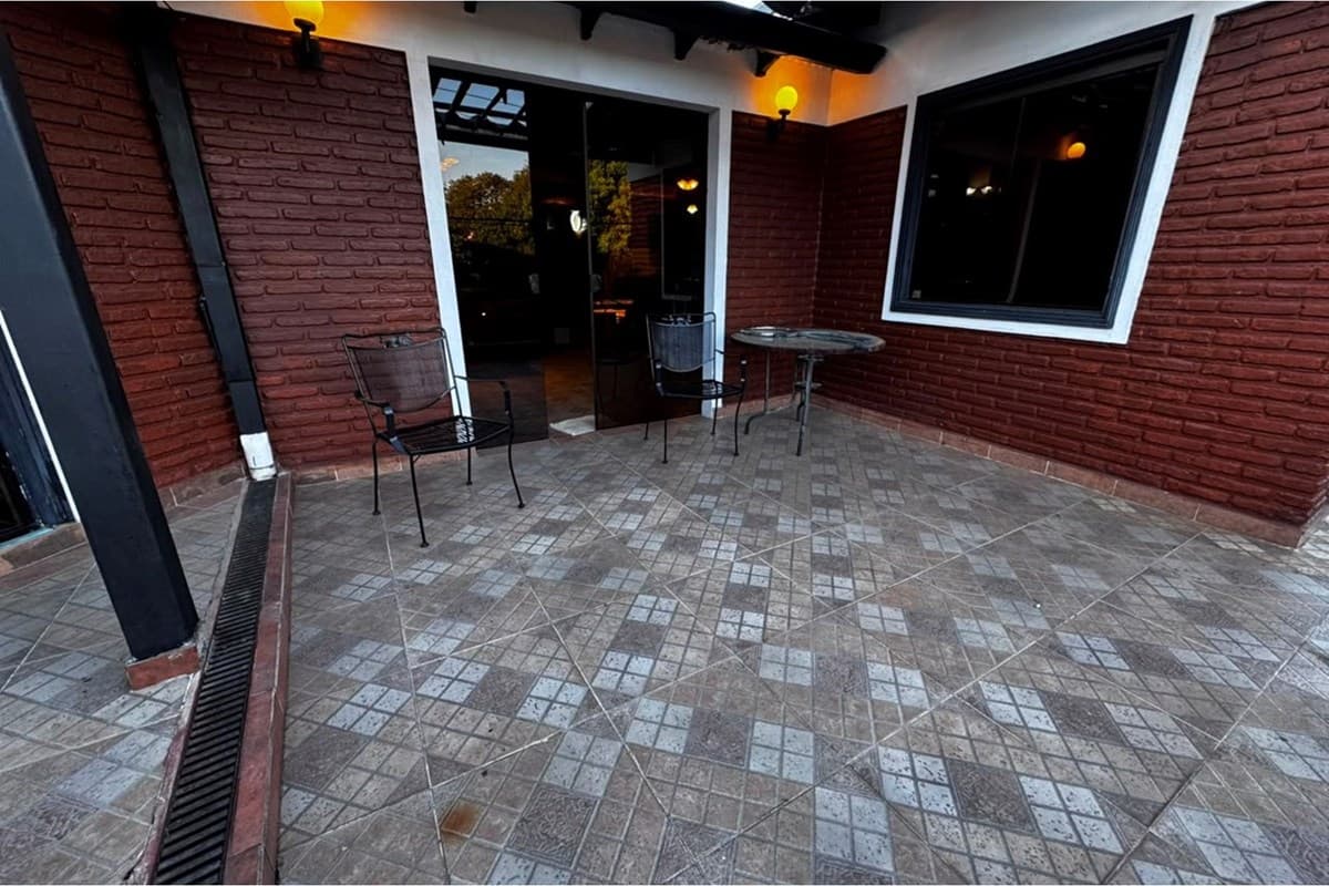 Residencia-Alquiler-ARELLANO E/ ALFEREZ SILVA, Sajonia, Asunción, foto 2