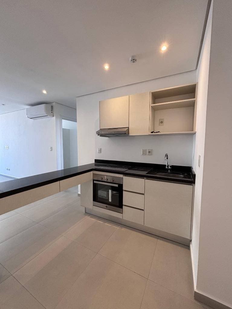 Departamento de 2 dormitorios en edificio punto lomas, Asunción, foto 3
