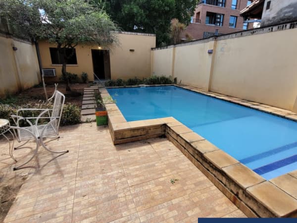 Amplia casa en Alquiler- Barrio Jara Asunción, foto 5