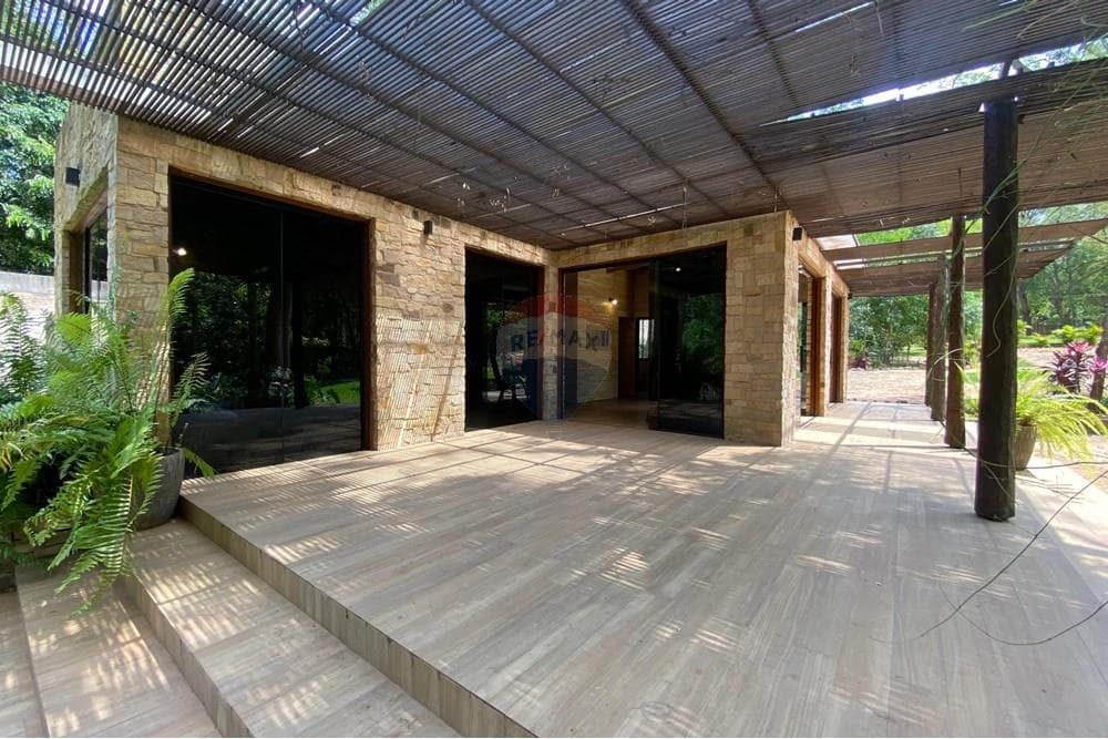 Propiedad 4,238 m2 Zona Anfiteatro San Bernardino, foto 3
