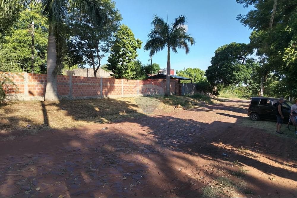 Terreno de 1.500 m2 en Esquina con Construcción - San Antonio Barrio Las Garzas, foto 1
