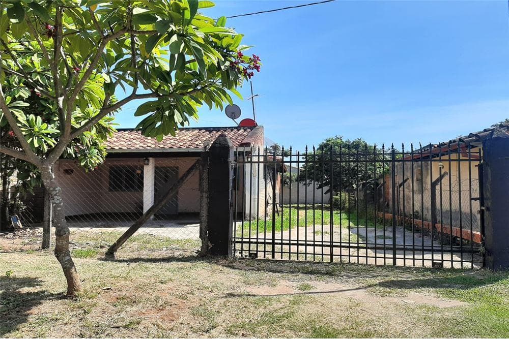 Casa en la ciudad de San Lorenzo, foto 4