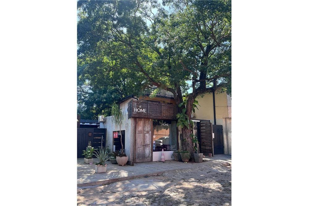Local comercial en los laureles — foto 3