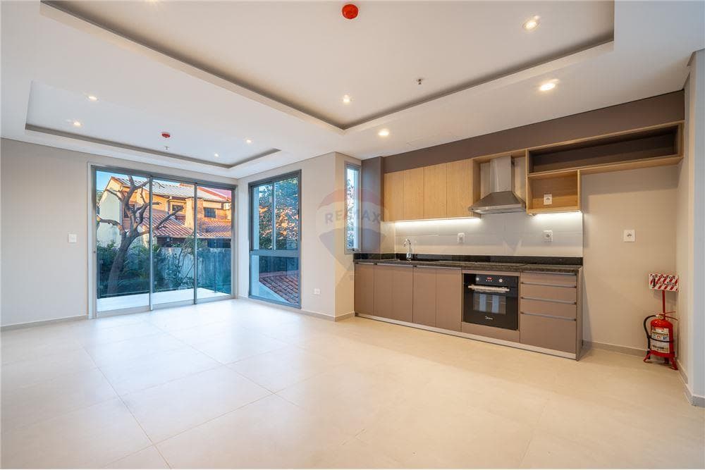Vendo departamento en mburucuya de 91 m2