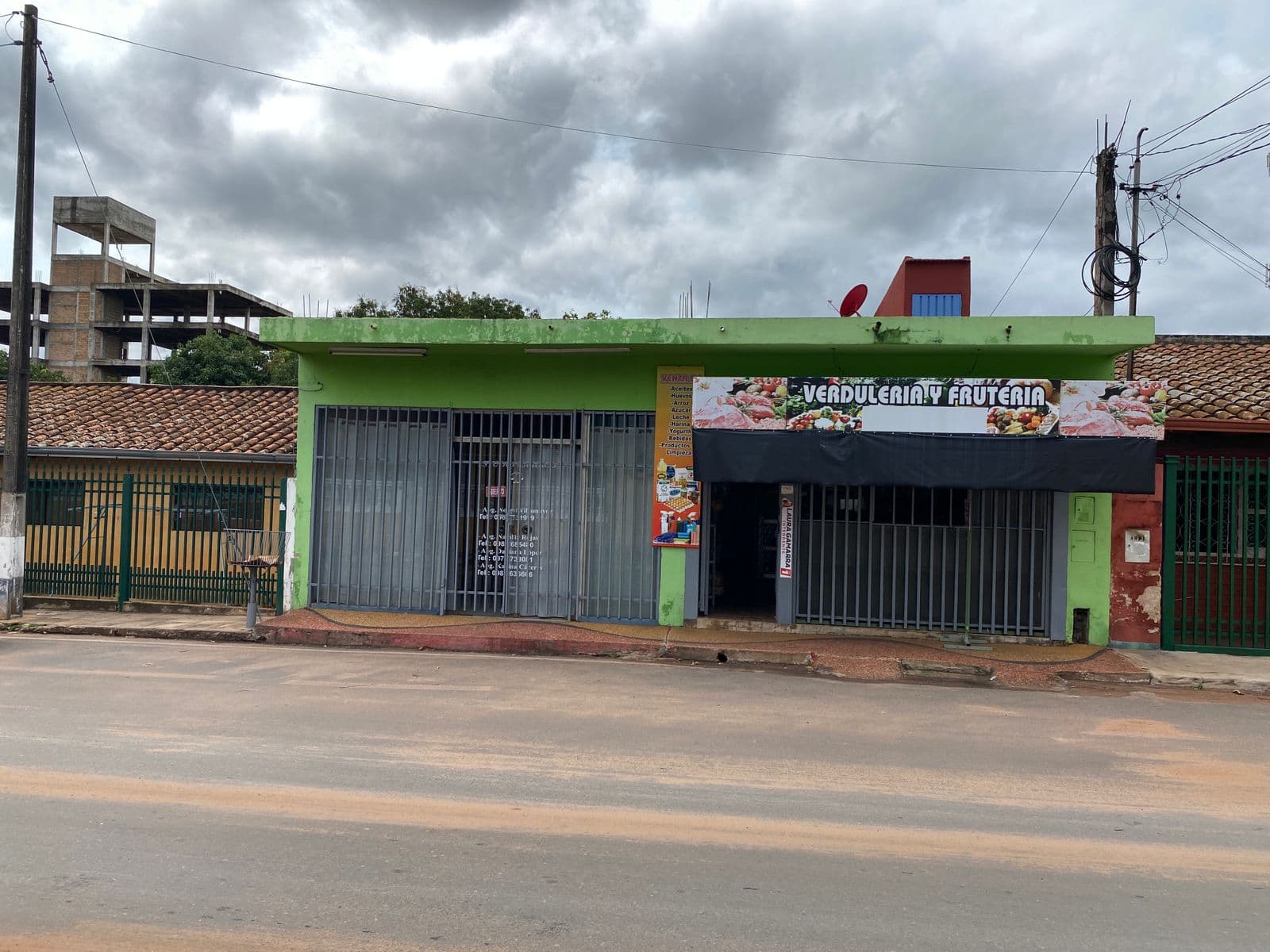 Salón Comercial en el centro de Capiatá, foto 2