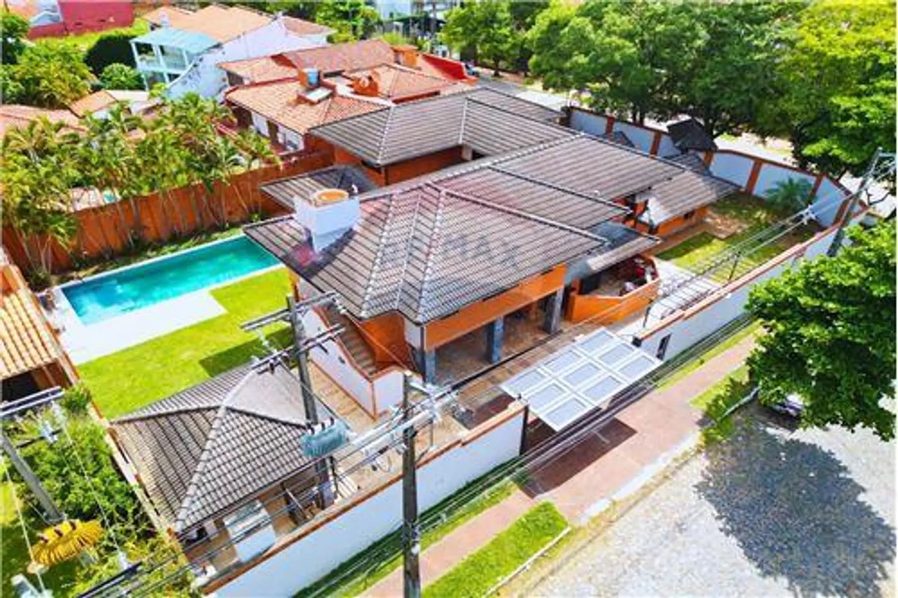 Amplia residencia en Barrio Manorá en alquiler — foto 3