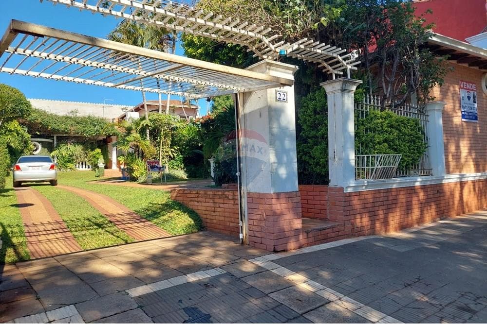 Casa en venta - San Lorenzo, foto 2